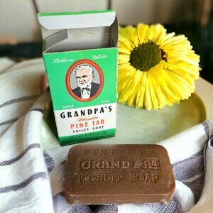 Vintage GRANDPA'S PIN TAR SOAP"  Never Used Collectible Novelty